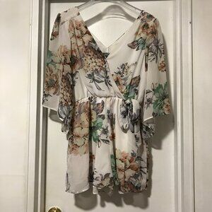 Bailey Blue Floral Print Shorts Romper Wrap Top Tie Waist Flared Sleeve Medium